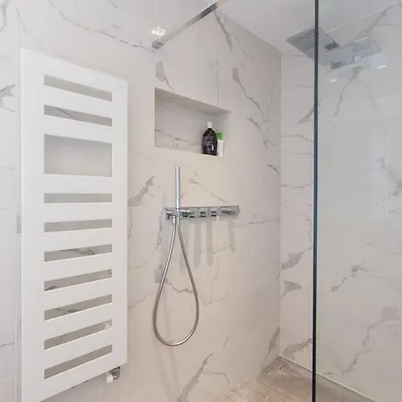 Fantastico E Moderno Duplex Con Terrazza
